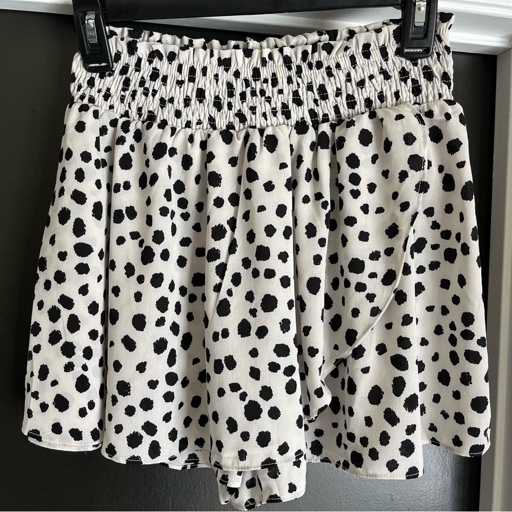 La Miel Trendy Loose Fitting Speckled Skorts